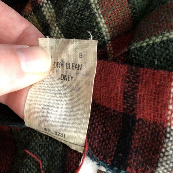 Vtg Catch Can Red Green Pleated Christmas Plaid Sk - Picture 8 of 8
